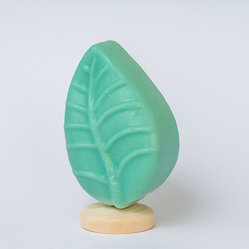 Sapone-artigianale-latte-di-capra-foglia-bosco-di-cedri