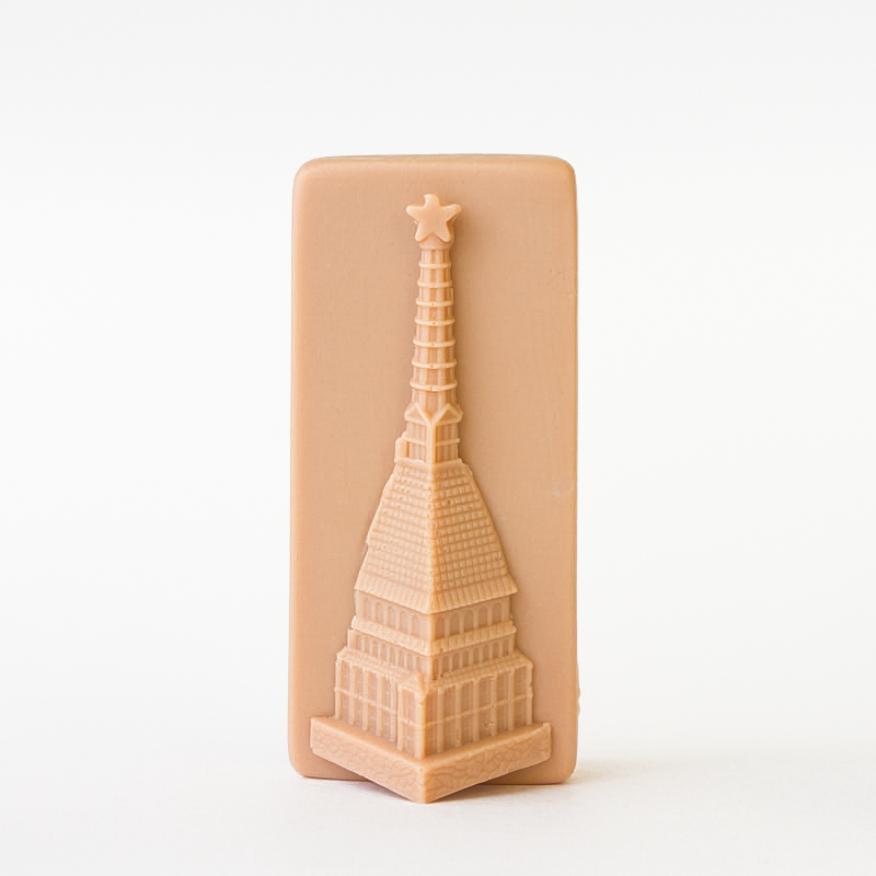 Sapone-artigianale-latte-di-capra-mole-antonelliana-altorilievo-cacao