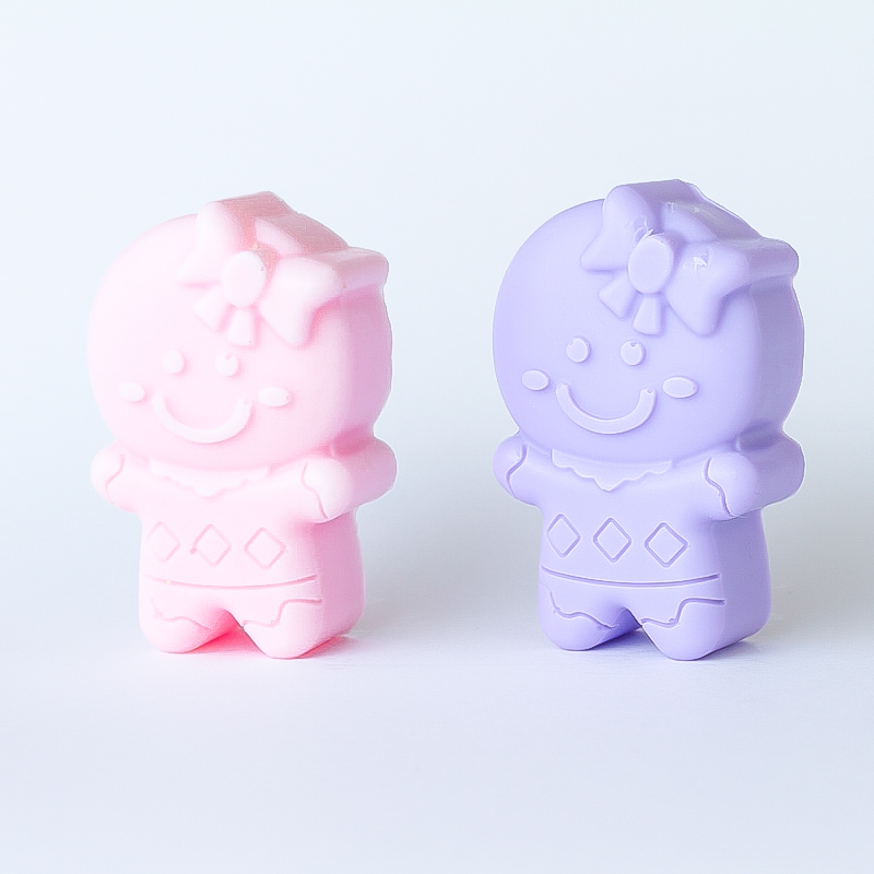 Sapone-artigianale-latte-di-capra-omino-pan-di-zenzero-cartoon-lady-violetta-rosa-e-champagne