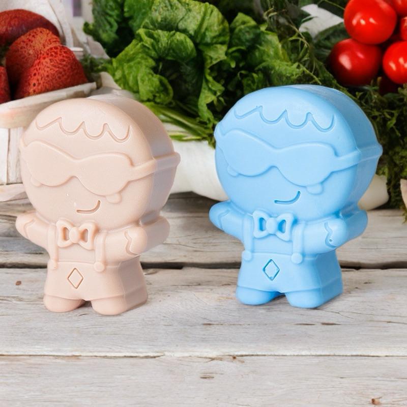 Sapone-artigianale-latte-di-capra-omino-pan-di-zenzero-cartoon-occhiali-cacao-acqua-di-luna-ambient