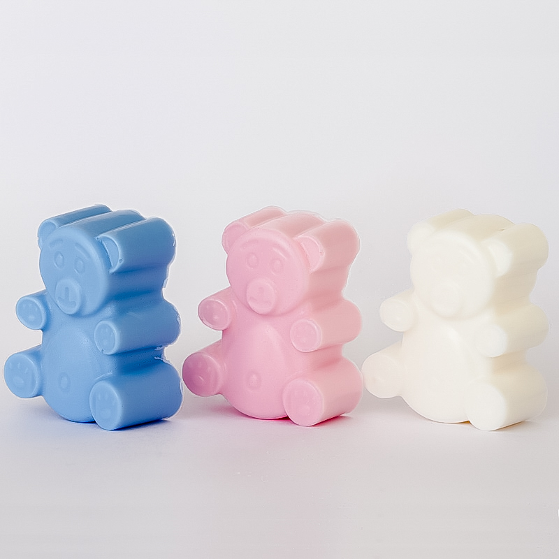 Sapone-artigianale-latte-di-capra-orsetto-mughetto-acqua-di-luna-rosa-e-champagne