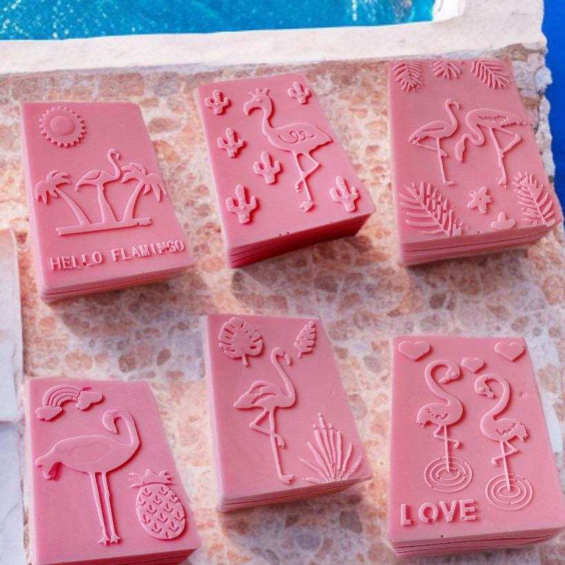 Sapone-artigianale-latte-di-capra-fenicotteri-rosa-e-champagne