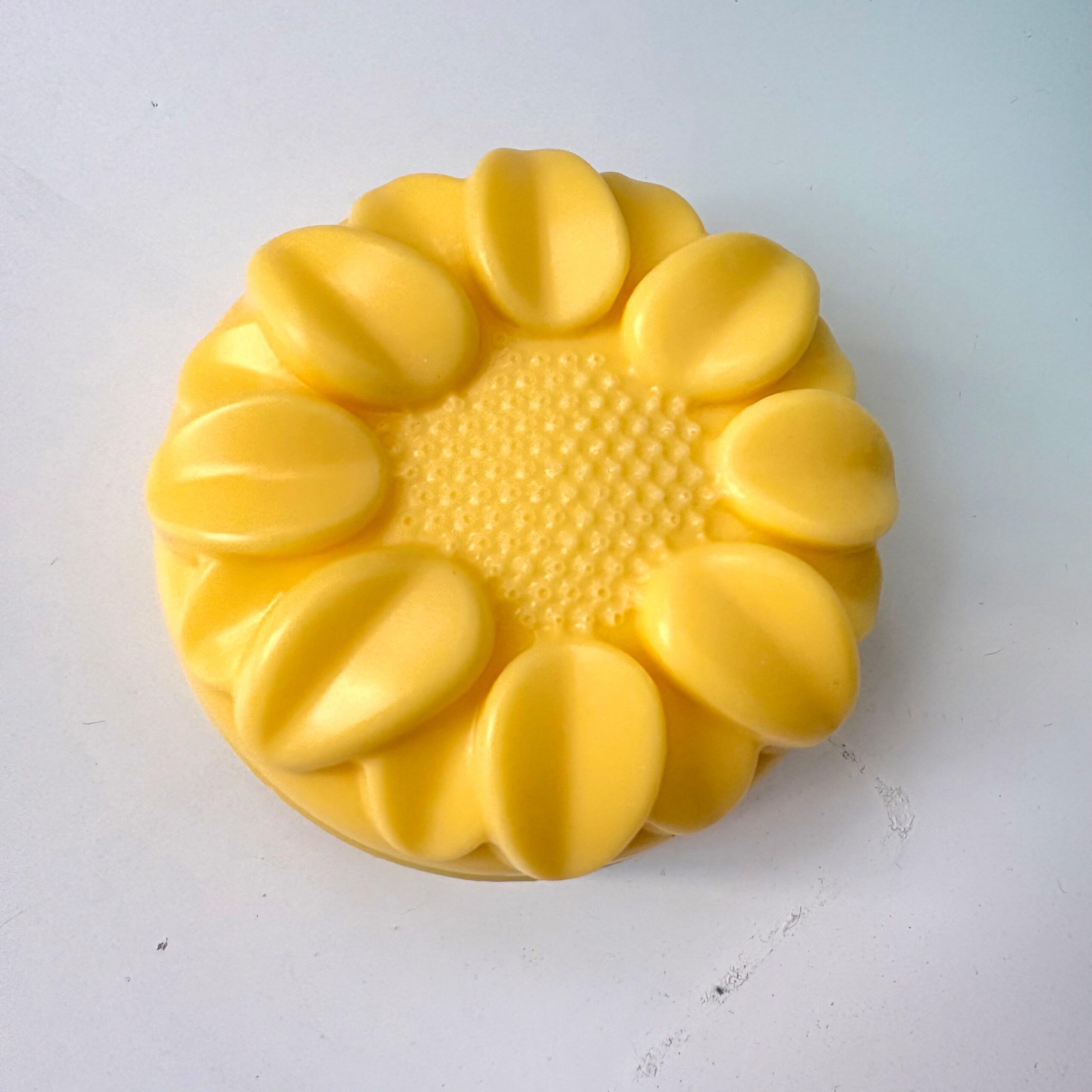 Sapone-artigianale-latte-di-capra-girasole-mandorlemiele