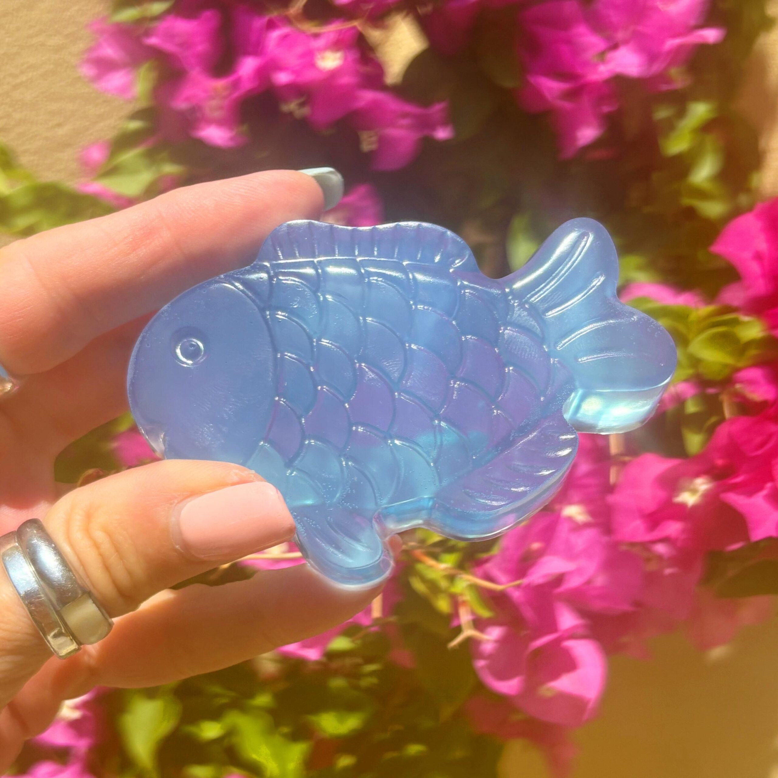 Sapone-artigianale-vegetale-forme-di-mare-vassoio-acqua-di-luna-pesce