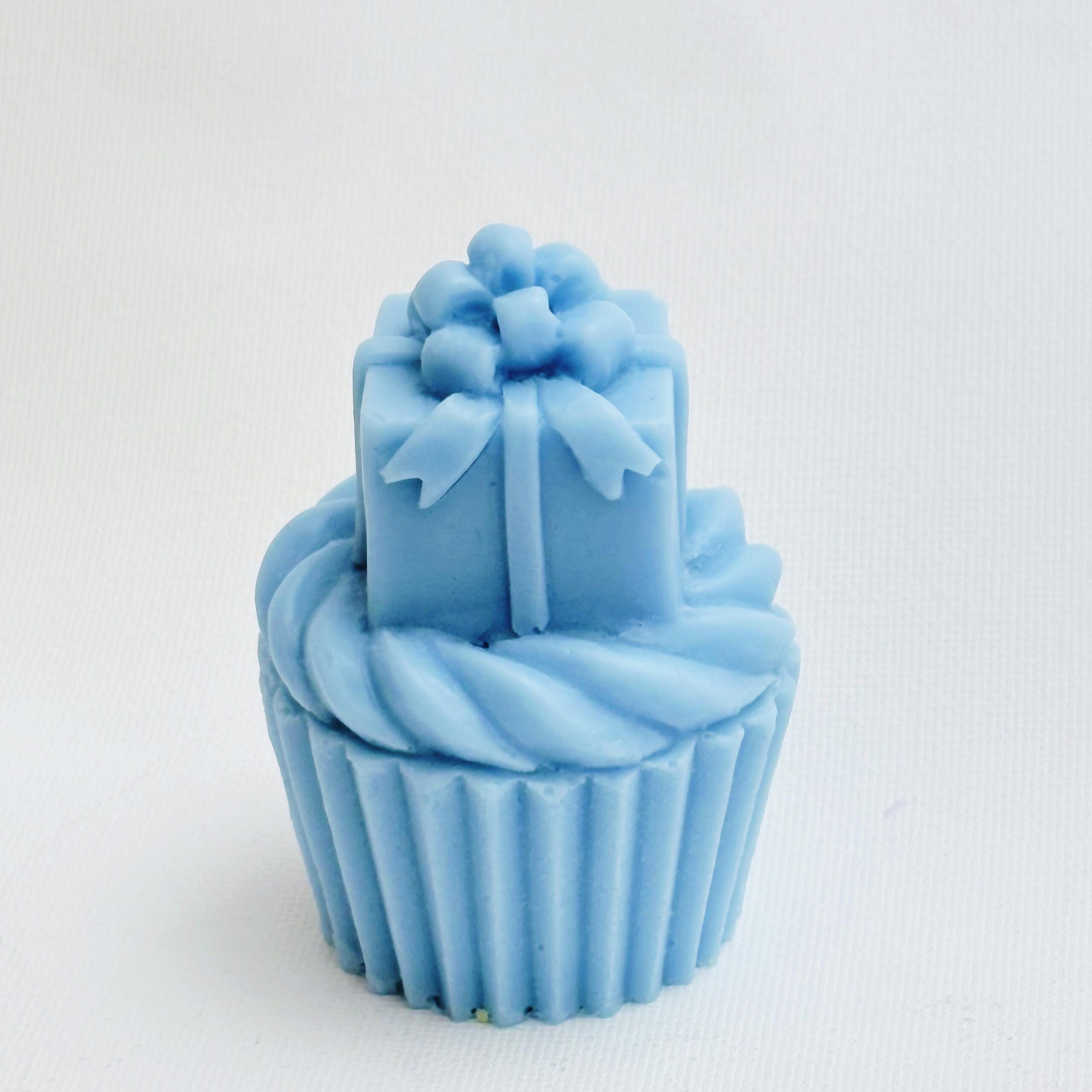 Sapone-artigianale-latte-di-capra-cupcake-in-box-pacco-regalo-acqua-di-luna